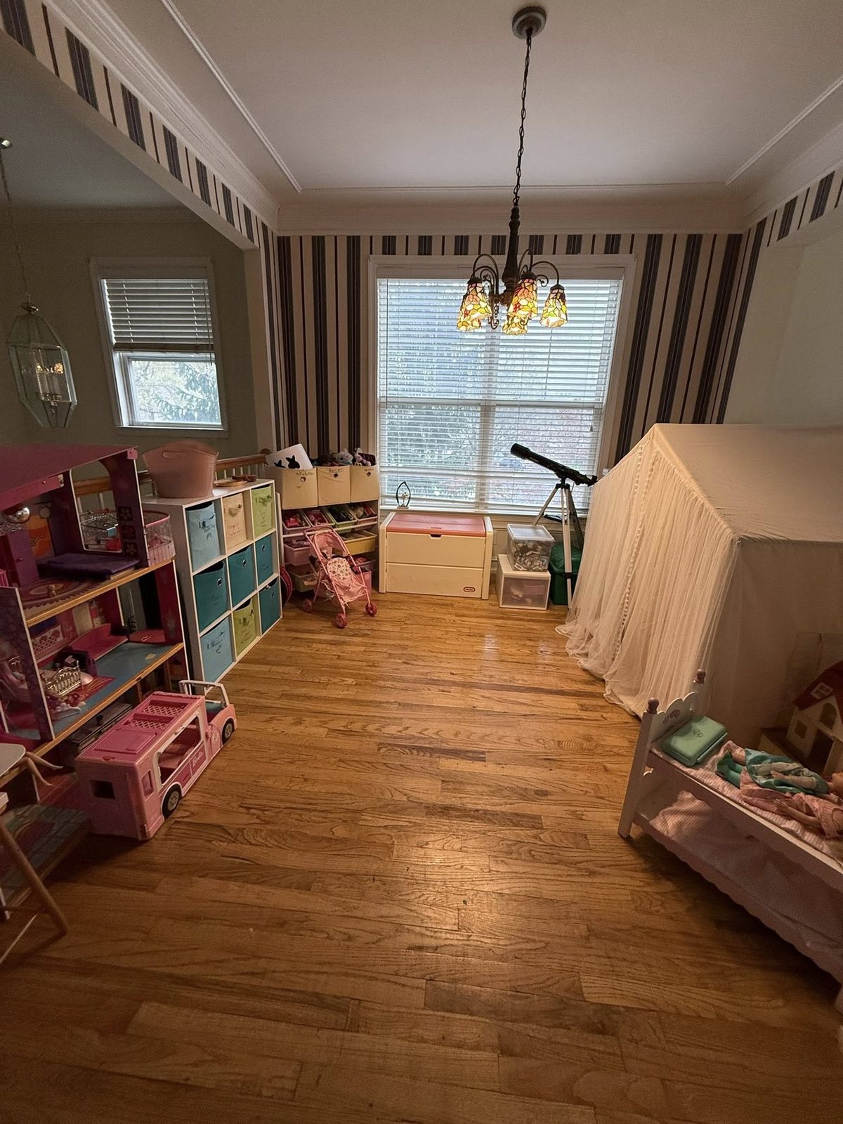 Playroom reset after